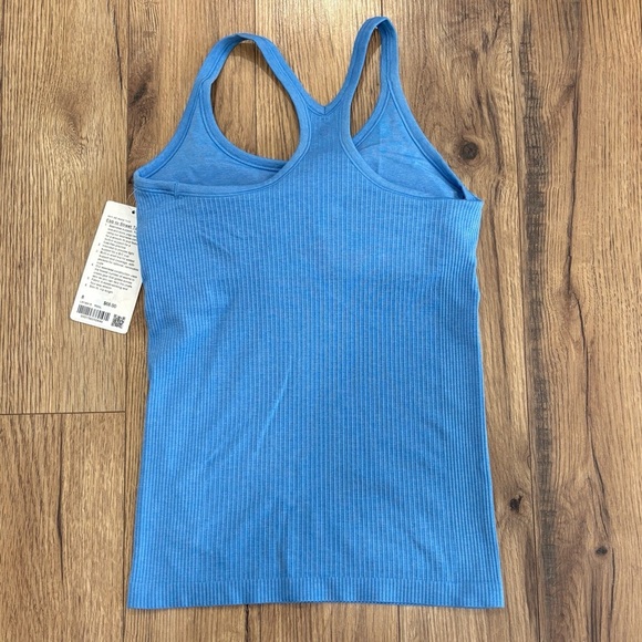 NWT Lululemon Ebb To Street Tank Top In Pool Party Size 8 - Picture 2 of 5